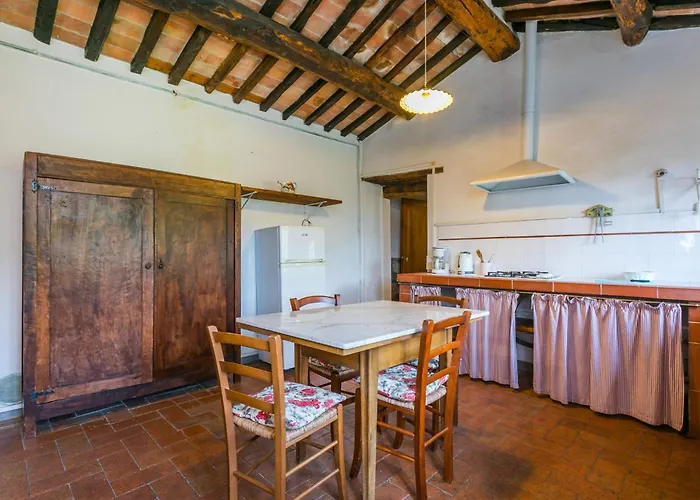 Podere Villa-apt- Mezzo By Interhome